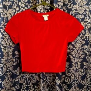 Bright red, medium crop top
